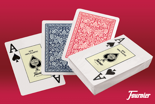 קלפים איכותיים למשחק פוקר מקצועי. חברת פורניר העולמית, 100% פלסטיק, איכותי.